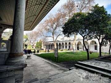 Topkapı Palace In Holiday