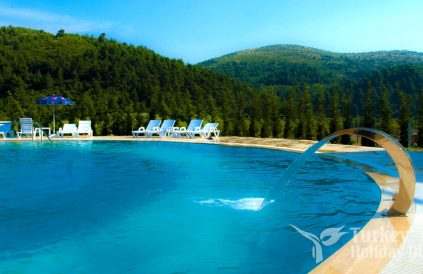 Famous Kuzuluk Hot Springs in Sakarya